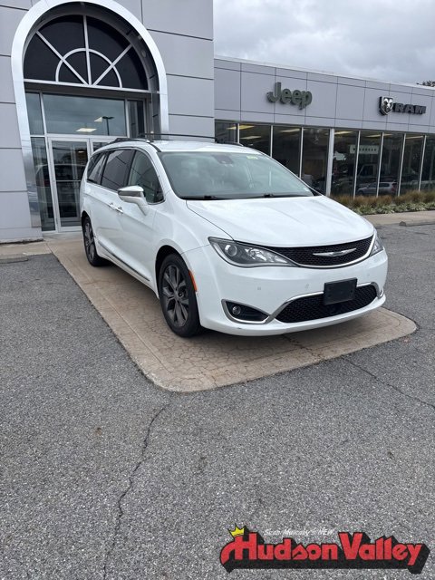 Certified 2018 Chrysler Pacifica Limited w/ Advanced Safetytec Group