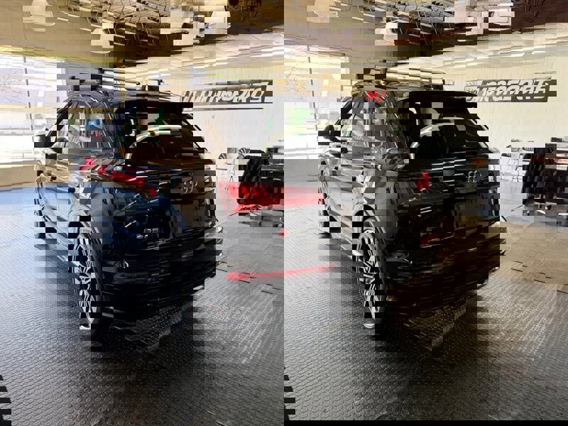 Used 2019 Audi SQ5 Prestige w/ Prestige Package image 7