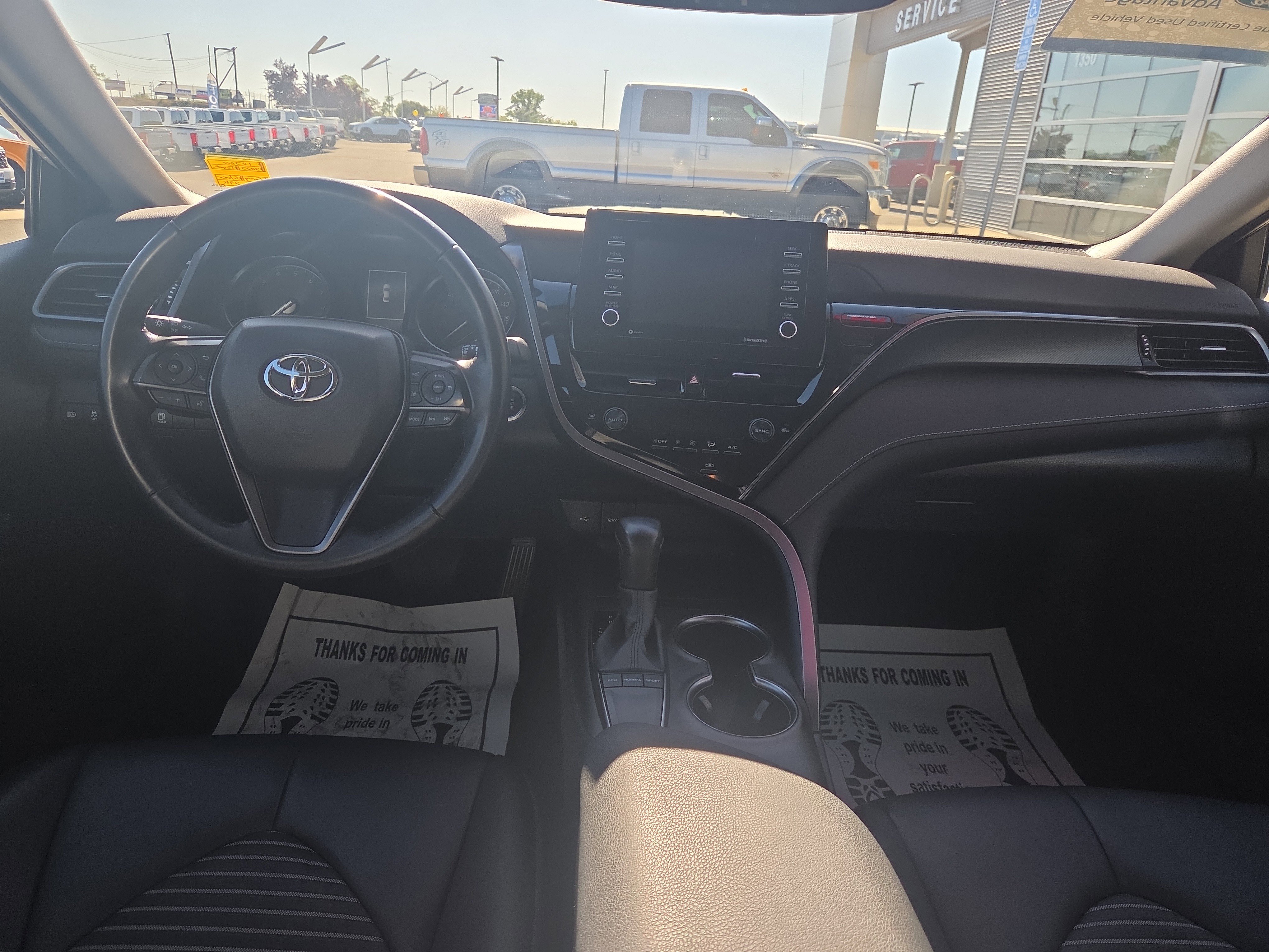 Used 2023 Toyota Camry SE w/ Convenience Package FWD image 15