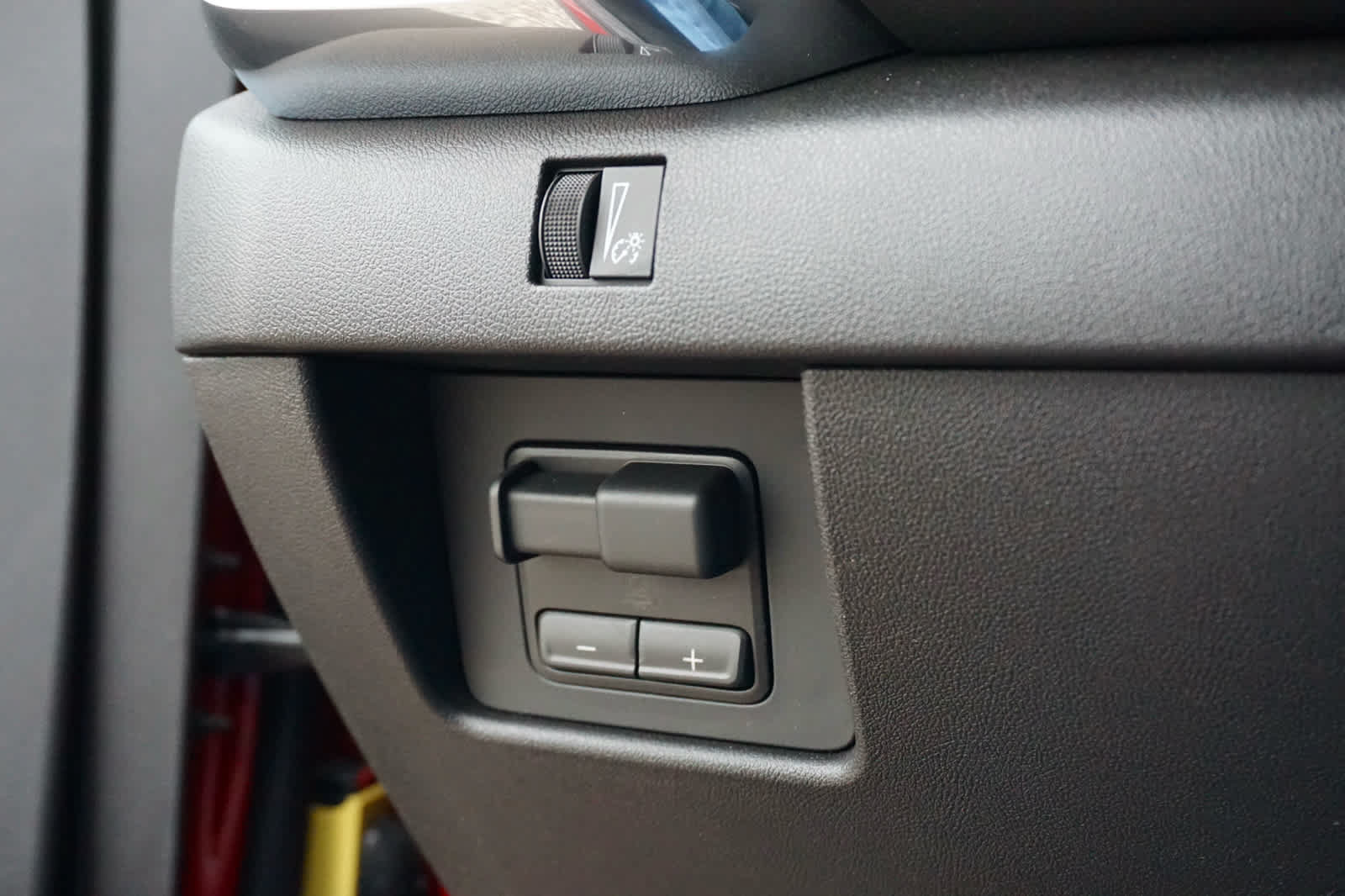 New 2026 GMC Canyon Elevation w/ Convenience Package RWD image 24