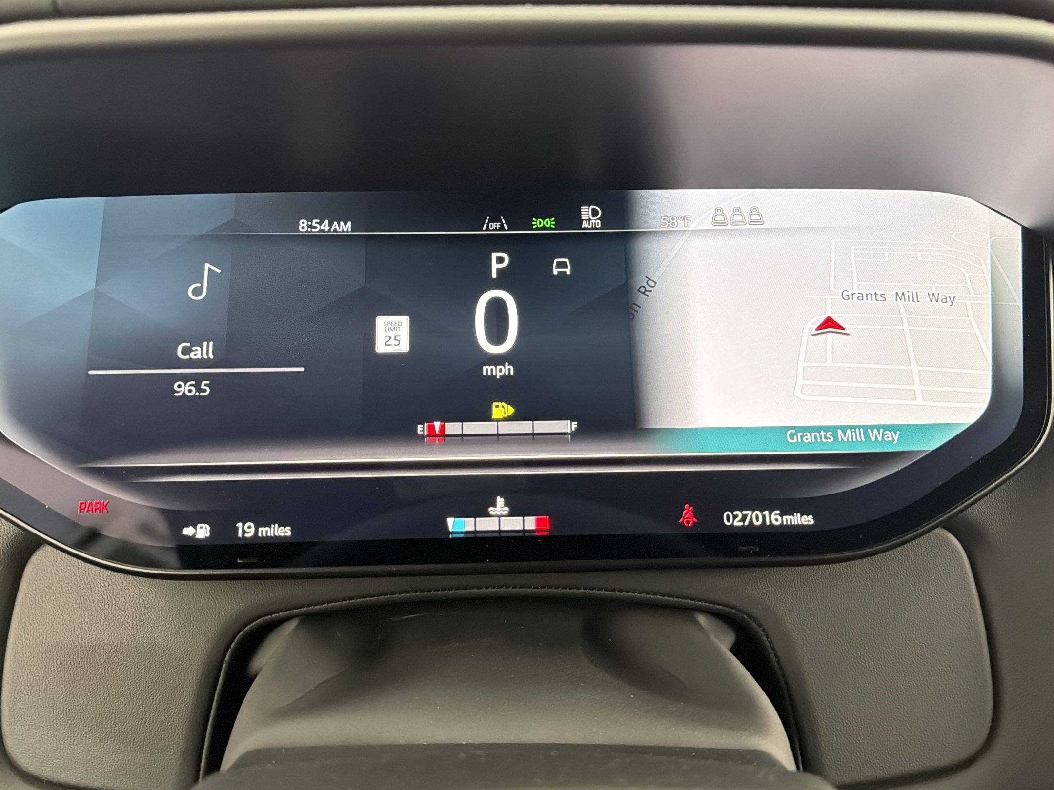 Used 2024 Land Rover Range Rover Sport Dynamic SE image 17