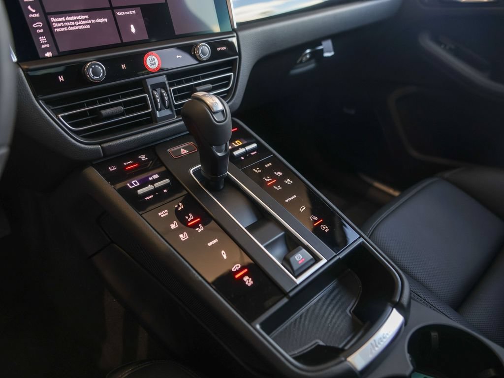 New 2026 Porsche Macan S AWD/4WD image 28