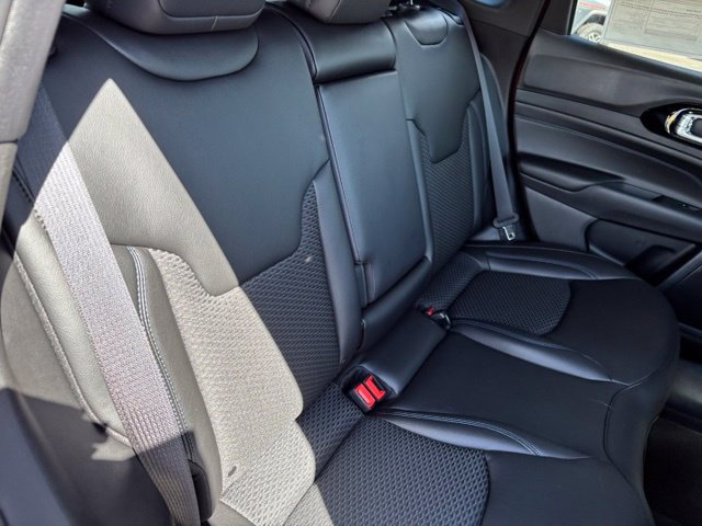 New 2026 Jeep Compass Latitude AWD/4WD image 20