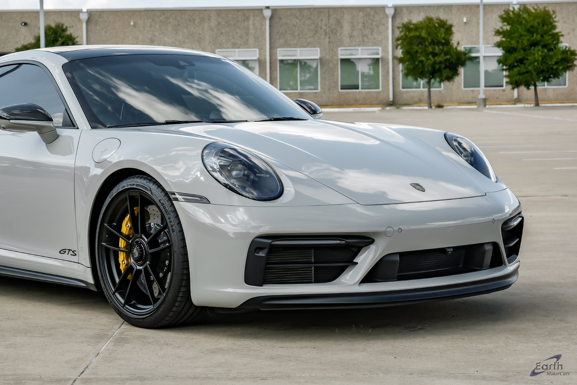 Used 2024 Porsche 911 Carrera GTS RWD image 26