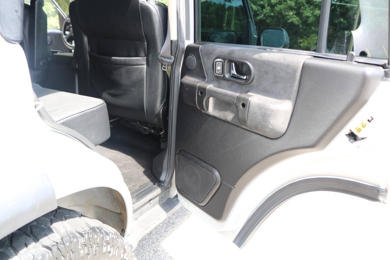 Used 2004 Land Rover Discovery HSE AWD/4WD image 30