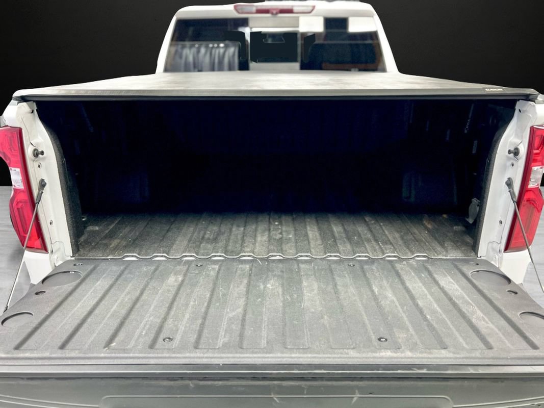 Used 2022 Chevrolet Silverado 1500 High Country w/ High Country Premium Package AWD/4WD image 45