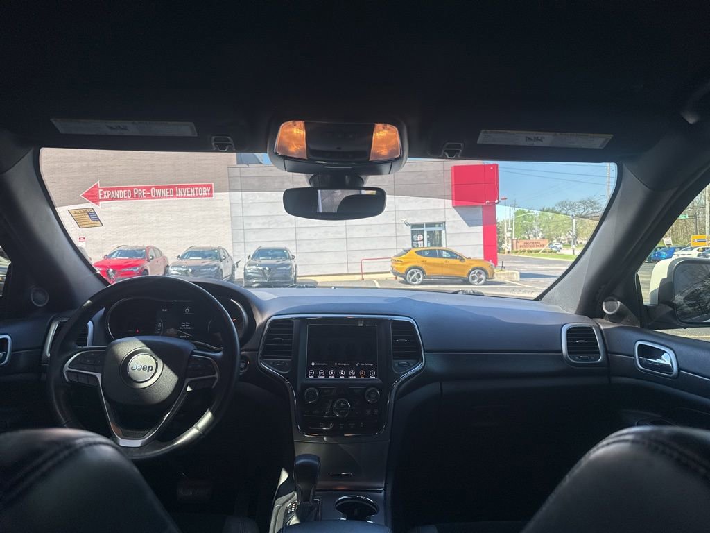 Used 2018 Jeep Grand Cherokee Altitude image 34