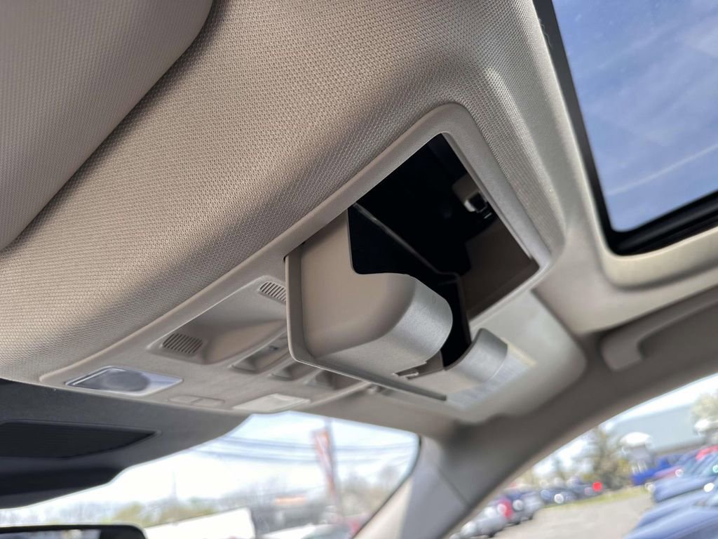 Used 2020 Ford Escape SE AWD/4WD image 28
