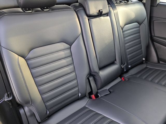 Used 2024 Ford Edge SEL w/ Convenience Package AWD/4WD image 17