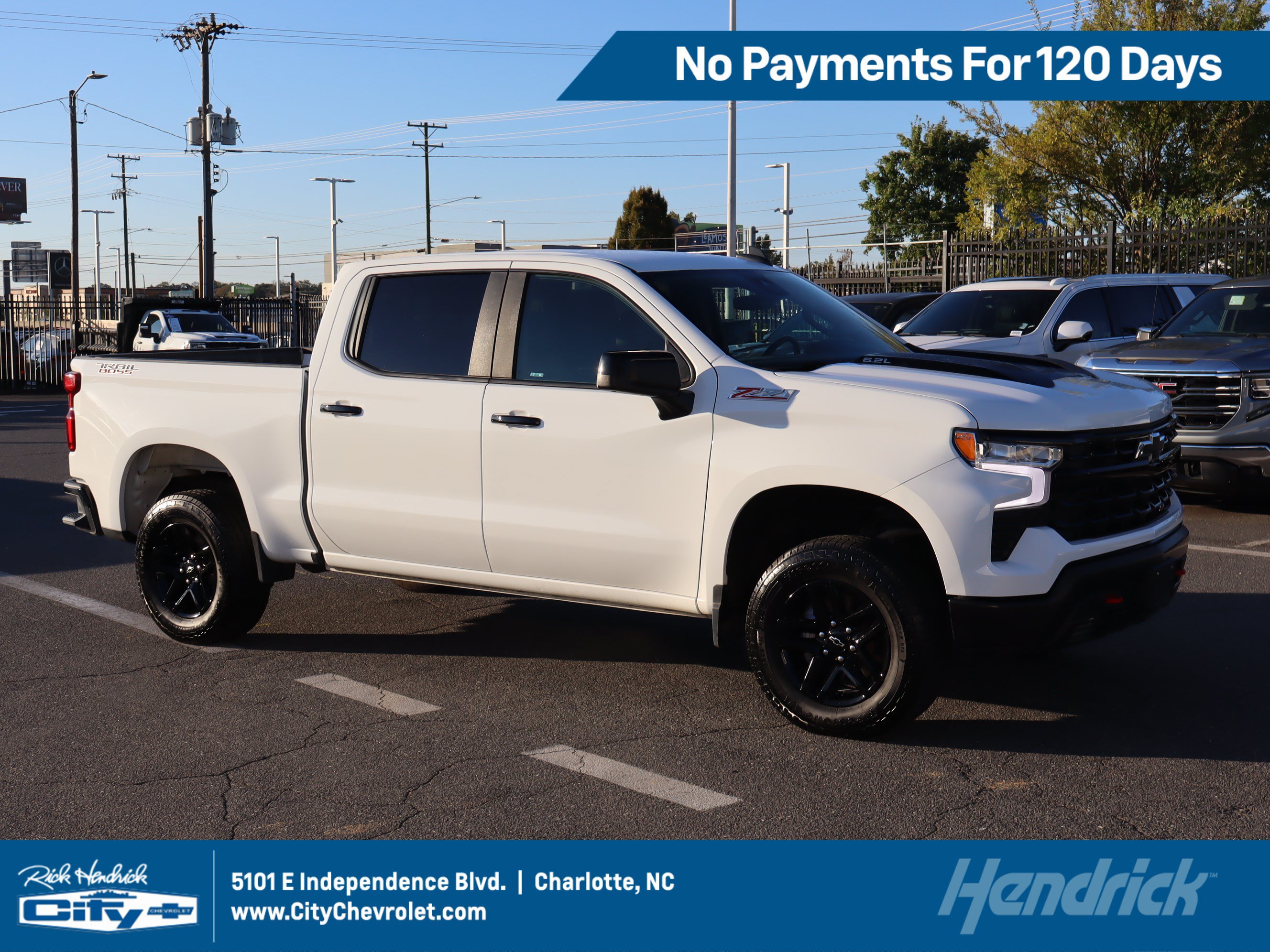 Used 2023 Chevrolet Silverado 1500 LT Trail Boss w/ Convenience Package II AWD/4WD image 1