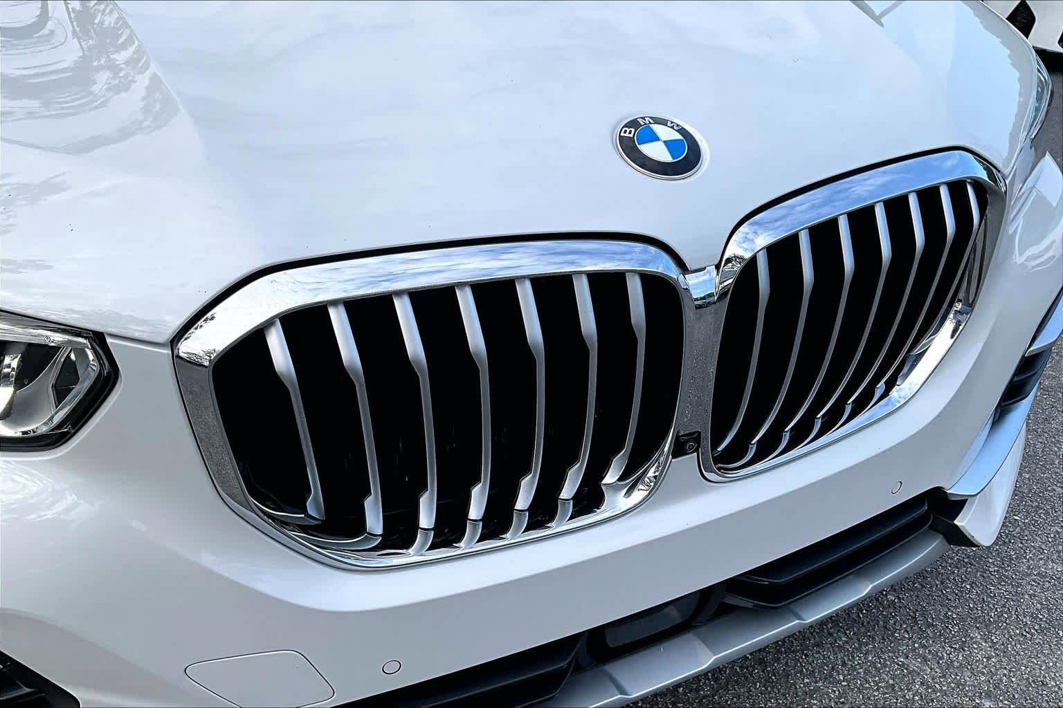 Certified 2022 BMW X5 xDrive40i w/ Executive Package image 30