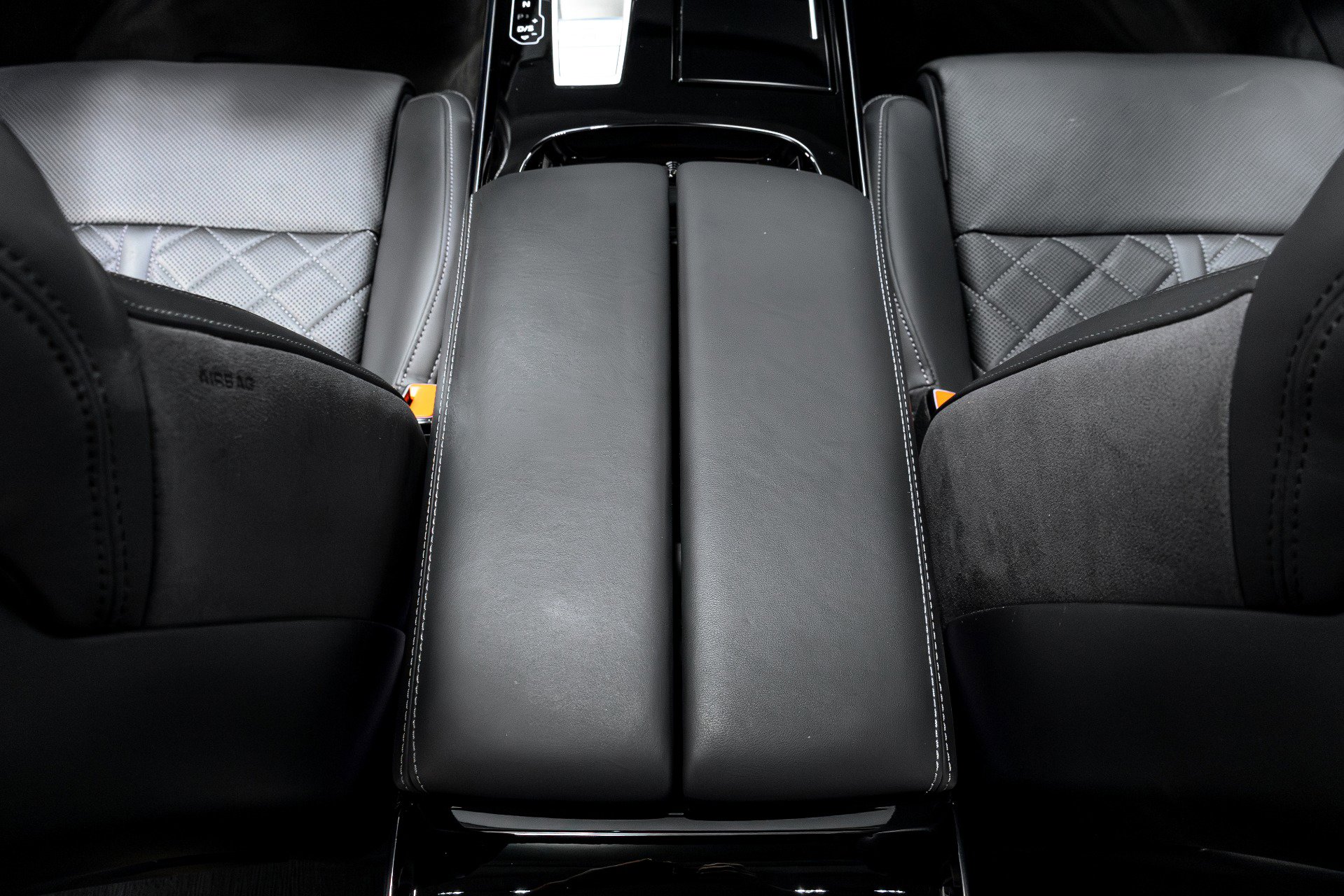 Used 2023 Audi S8 image 31