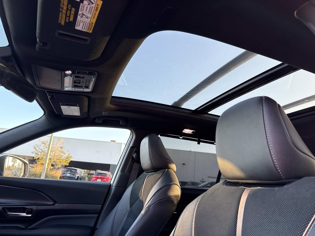 Used 2024 Toyota Grand Highlander AWD Hybrid image 30