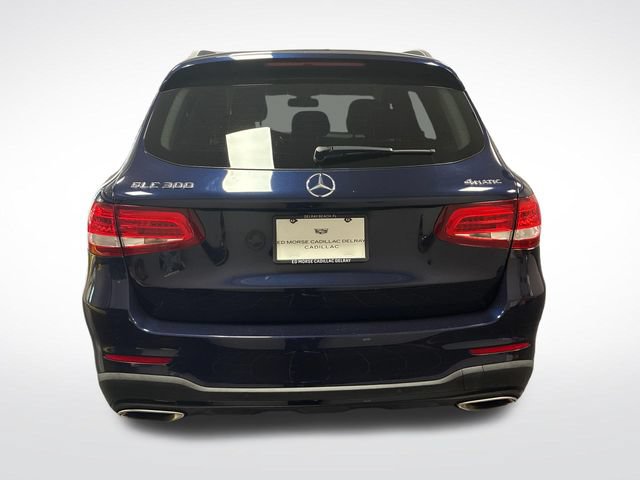 Used 2017 Mercedes-Benz GLC 300 4MATIC image 4