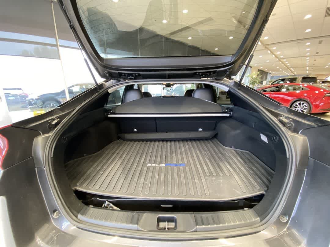 Used 2022 Toyota Prius Prime XLE FWD image 26