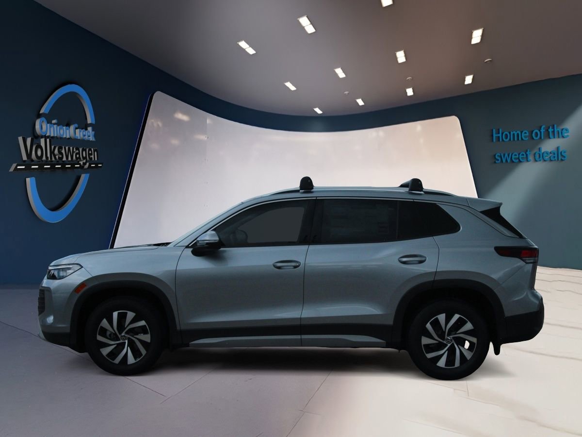 Certified 2025 Volkswagen Tiguan S image 7