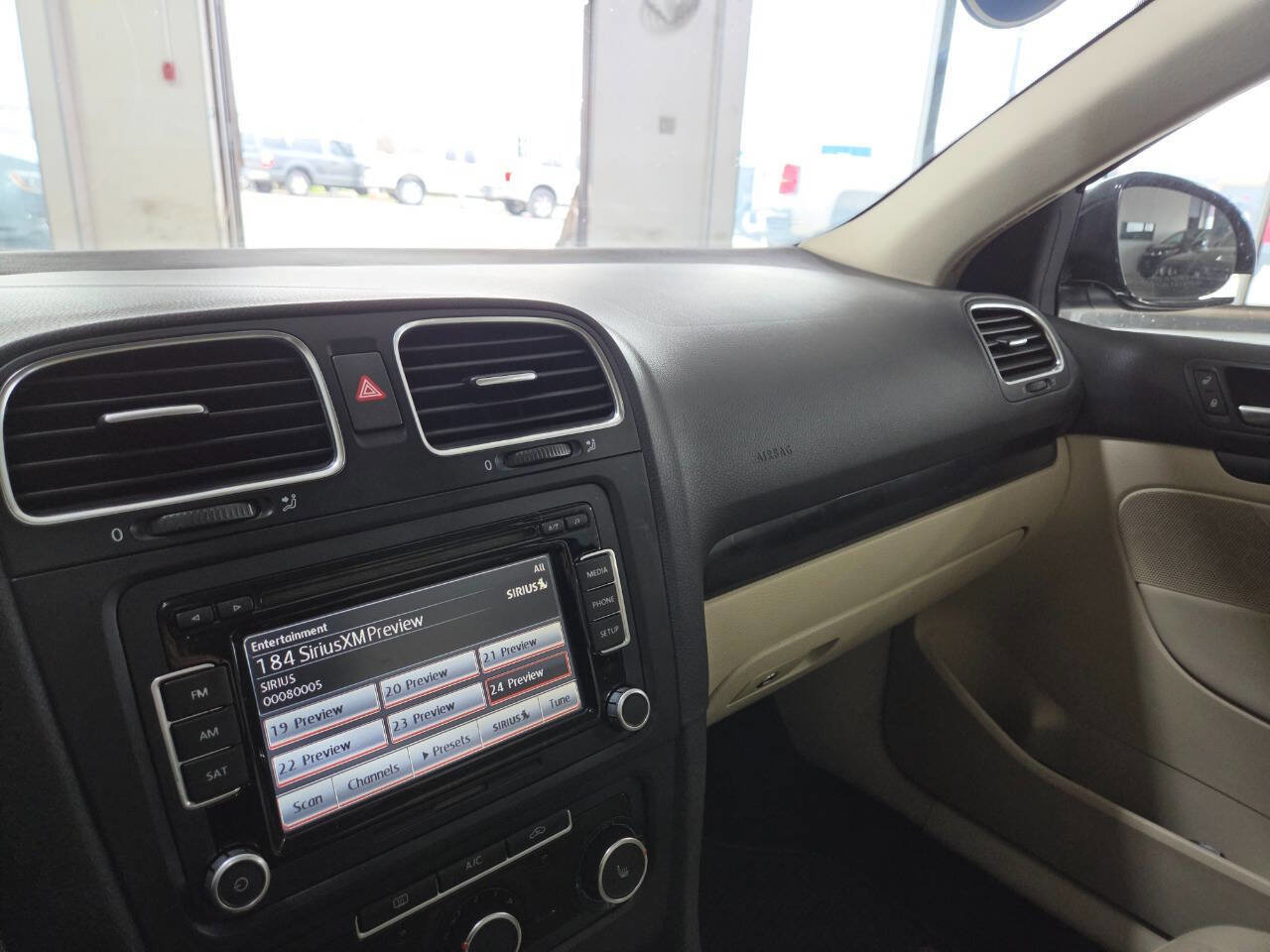 Used 2014 Volkswagen Jetta TDI image 27