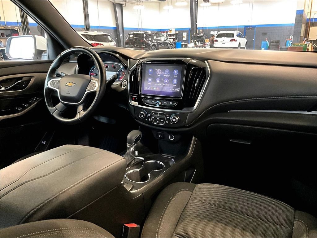 Used 2023 Chevrolet Traverse LT w/ LPO, Floor Liner Package AWD/4WD image 14
