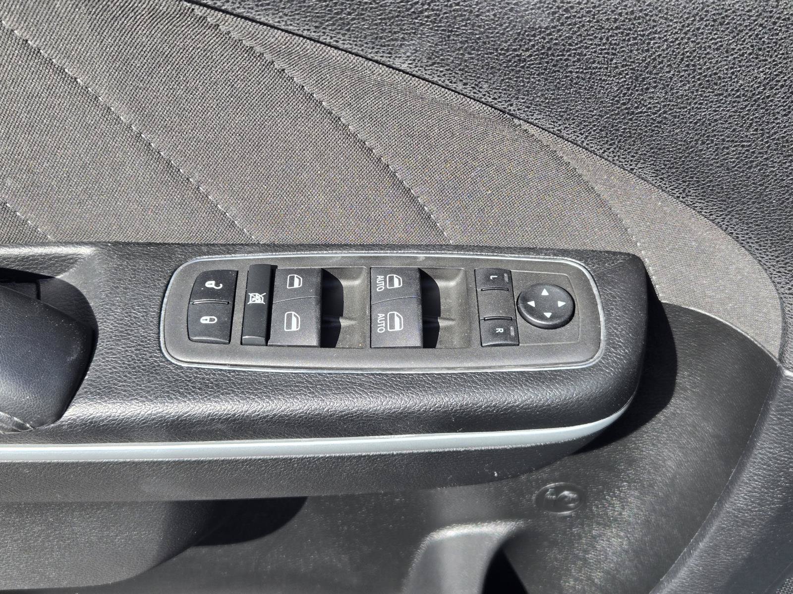Used 2022 Dodge Charger SXT RWD image 20