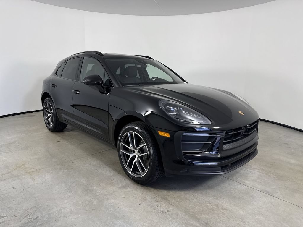 New 2026 Porsche Macan AWD/4WD image 9