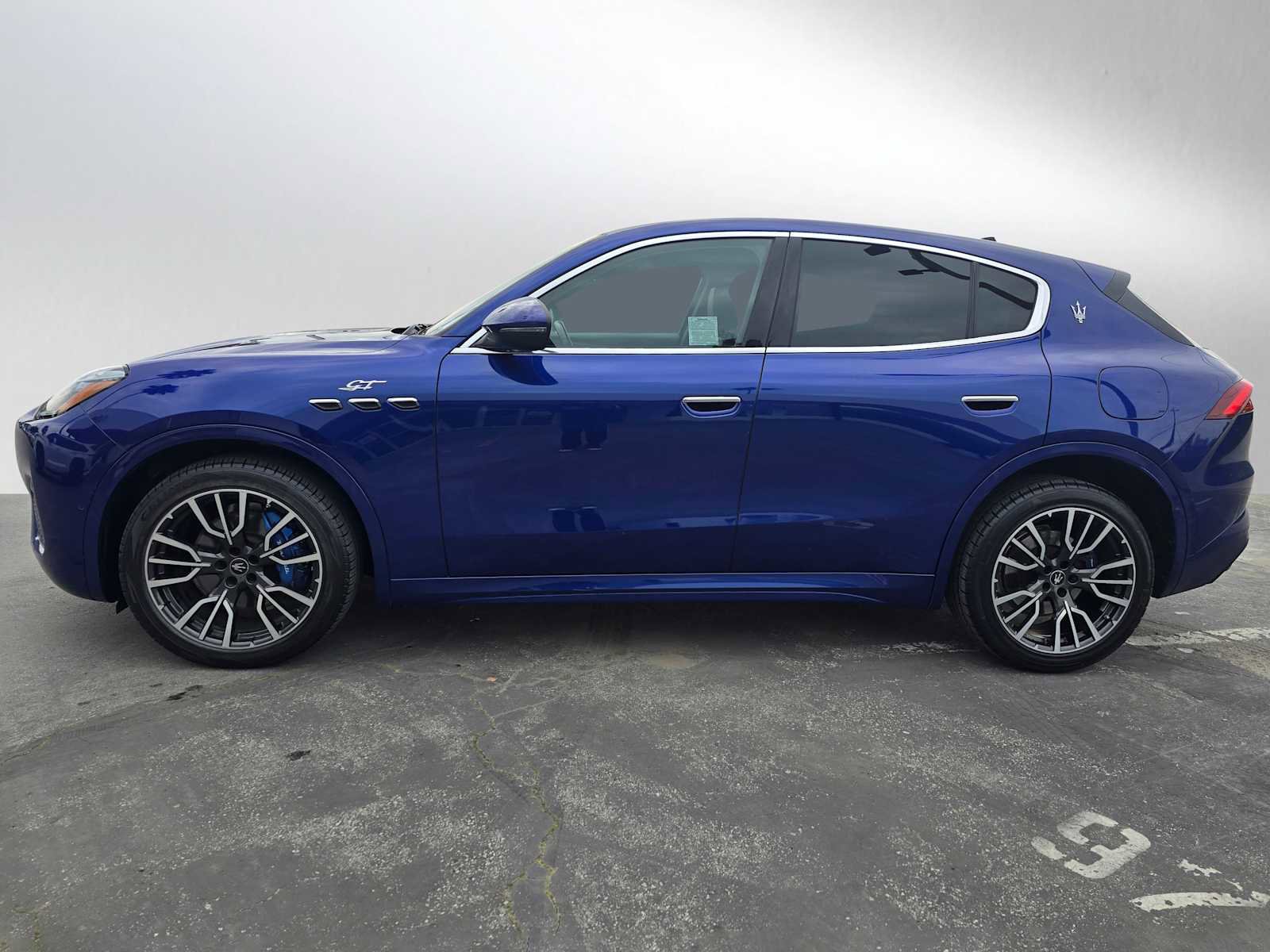 Used 2023 Maserati Grecale GT image 6