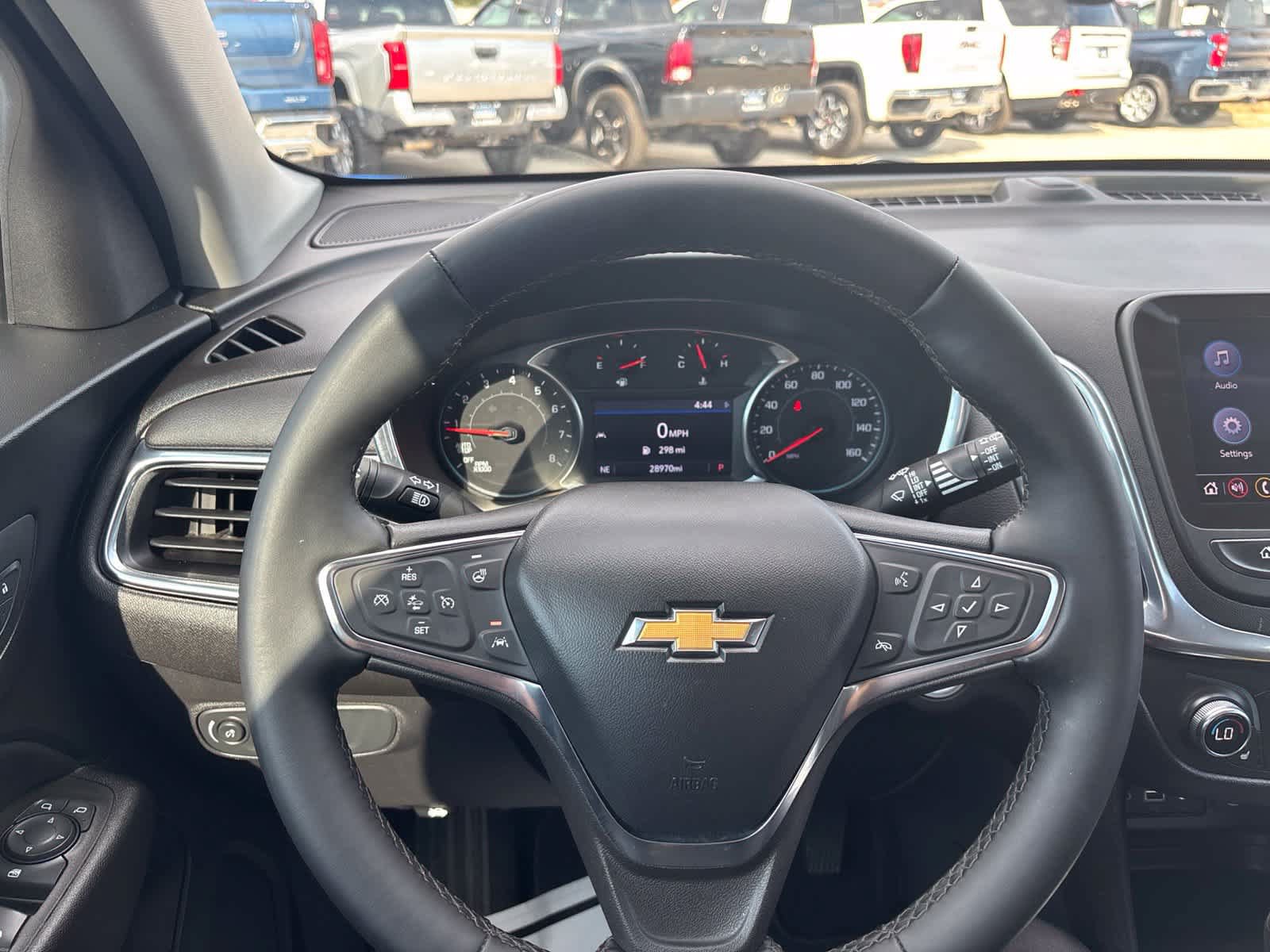 Used 2024 Chevrolet Equinox LT FWD image 24