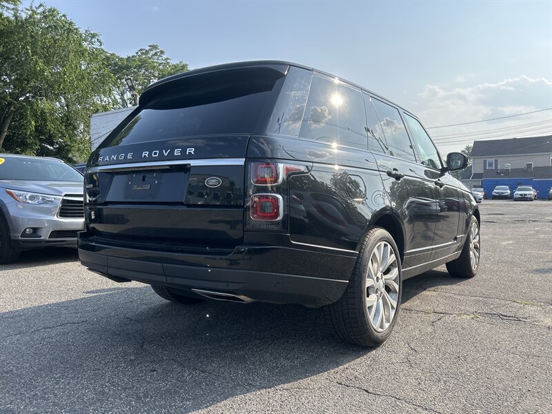 Used 2018 Land Rover Range Rover Supercharged AWD/4WD image 4
