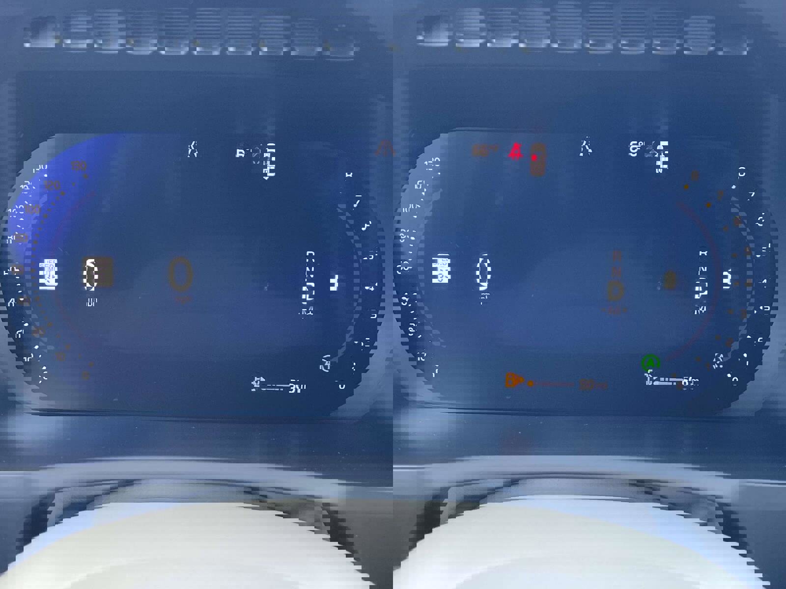 Certified 2024 Volvo XC90 B6 Ultimate w/ Lounge Package image 22