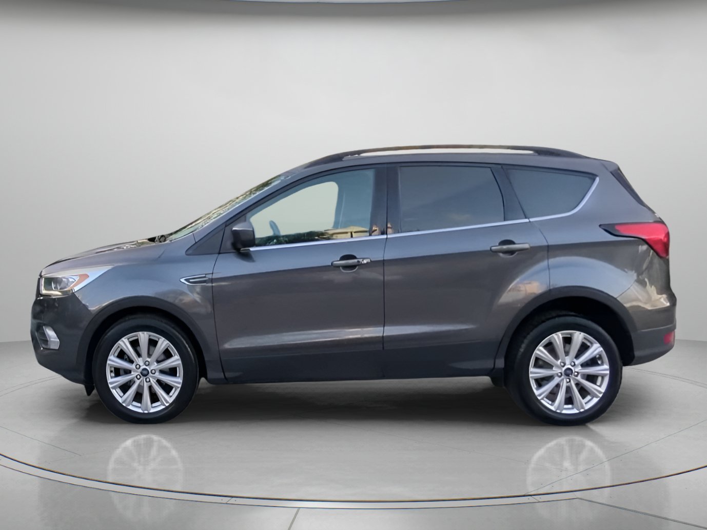 Certified 2019 Ford Escape SEL FWD image 16