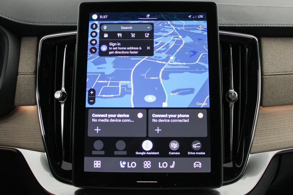 Certified 2025 Volvo XC90 B5 Ultra AWD/4WD image 37