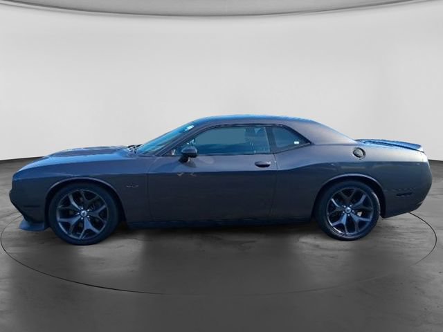 Used 2019 Dodge Challenger R/T RWD image 4