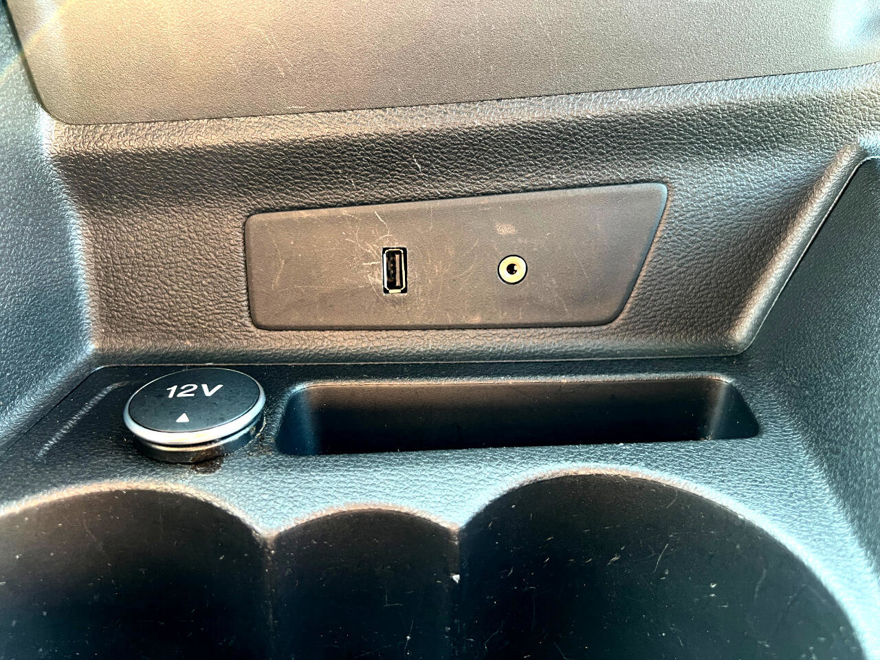 Used 2016 Ford Transit 150 XLT image 40