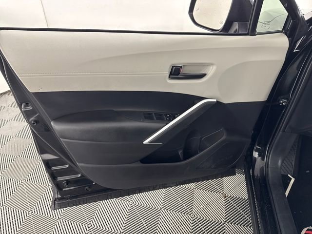 Used 2024 Toyota Corolla Cross LE image 26