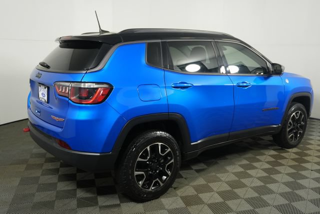 Used 2020 Jeep Compass Trailhawk w/ Cold Weather Group AWD/4WD image 3