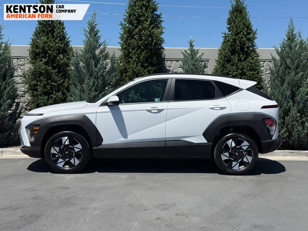 Used 2025 Hyundai Kona SEL AWD/4WD image 4
