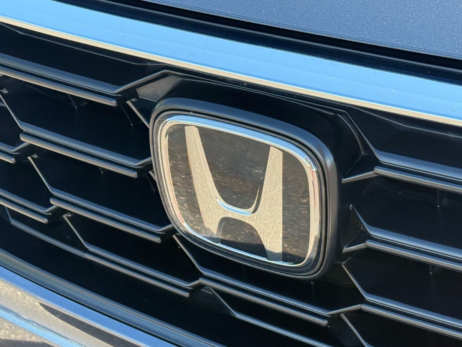 Used 2025 Honda CR-V LX image 34