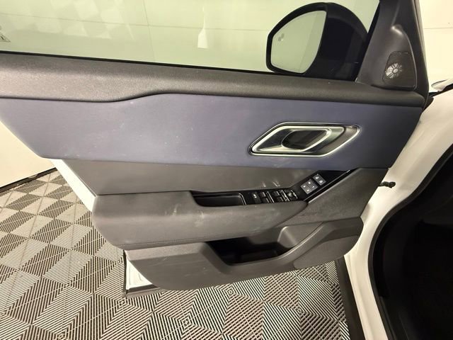 Used 2024 Land Rover Range Rover Velar Dynamic SE image 19