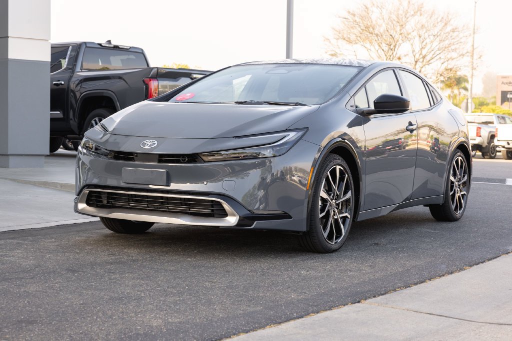 New 2027 Toyota Prius Plug-In Hybrid w/ Limited Premium Package FWD image 2