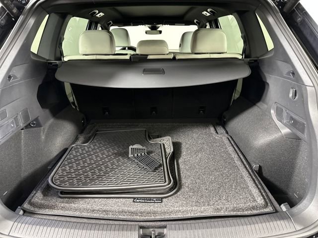 Used 2024 Volkswagen Tiguan SE R-Line image 26