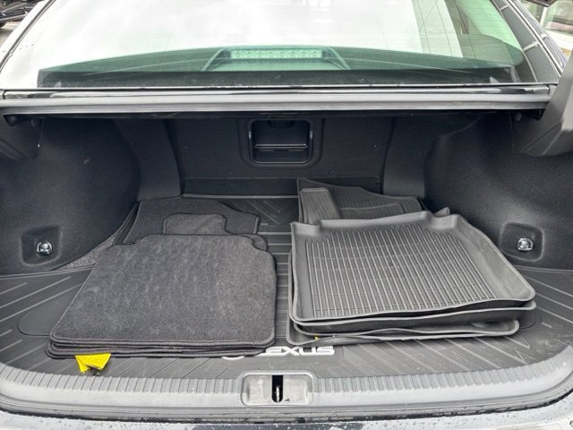 Used 2023 Lexus ES 350 Ultra Luxury w/ Accessory Package (Z2) FWD image 27