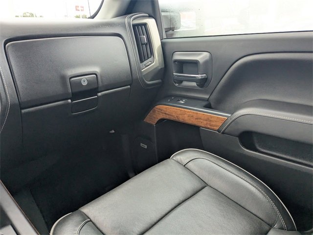 Used 2019 Chevrolet Silverado 3500 High Country w/ Duramax Plus Package image 17