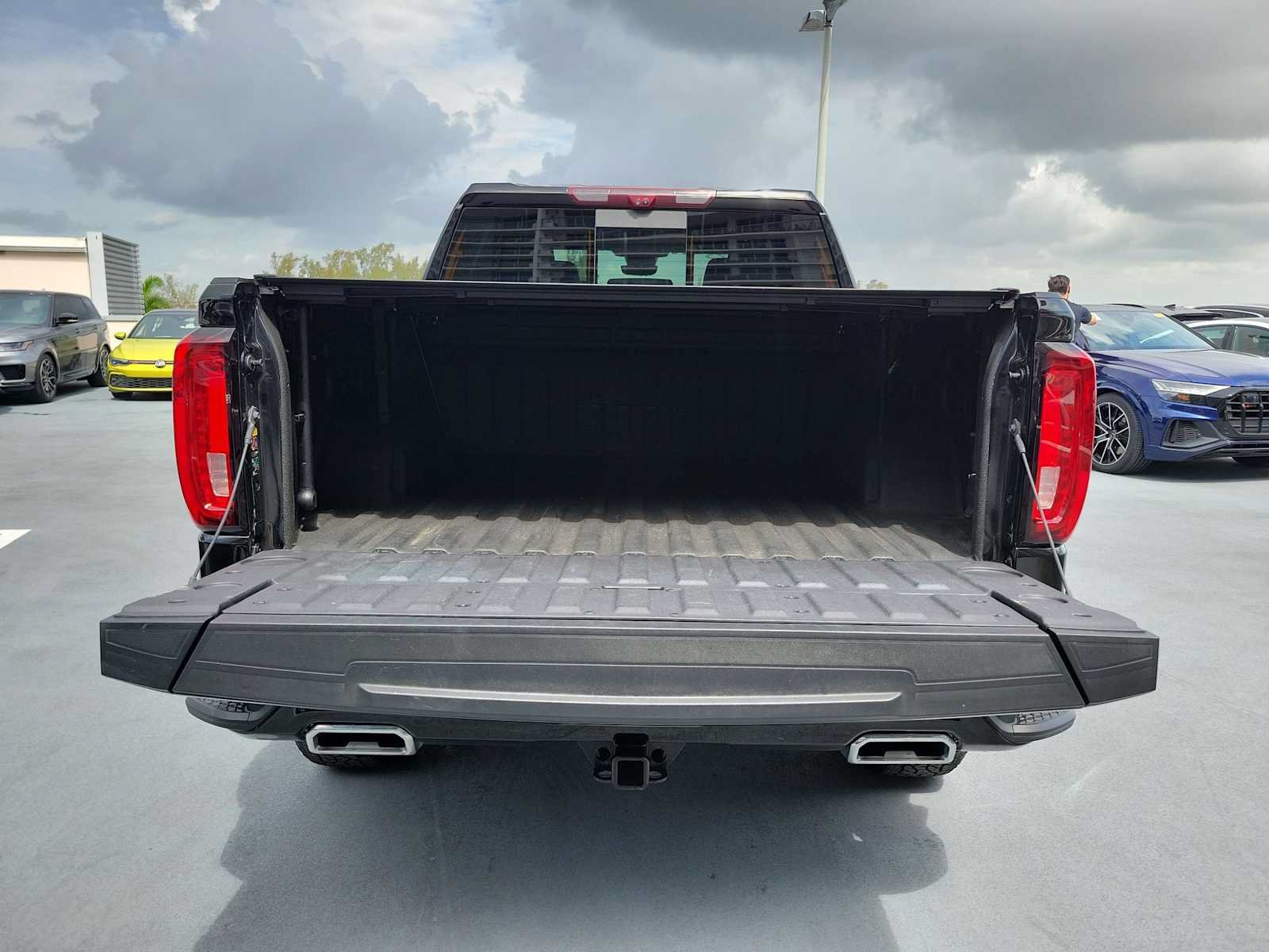 Used 2023 GMC Sierra 1500 AT4 w/ Technology Package AWD/4WD image 27