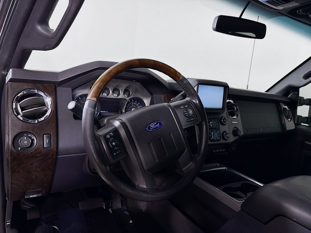 Used 2016 Ford F350 Platinum w/ FX4 Off-Road Package AWD/4WD image 10