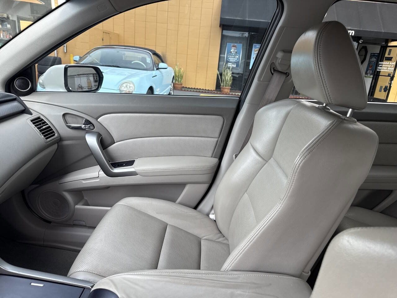 Used 2010 Acura RDX 2WD w/ Technology Package image 15