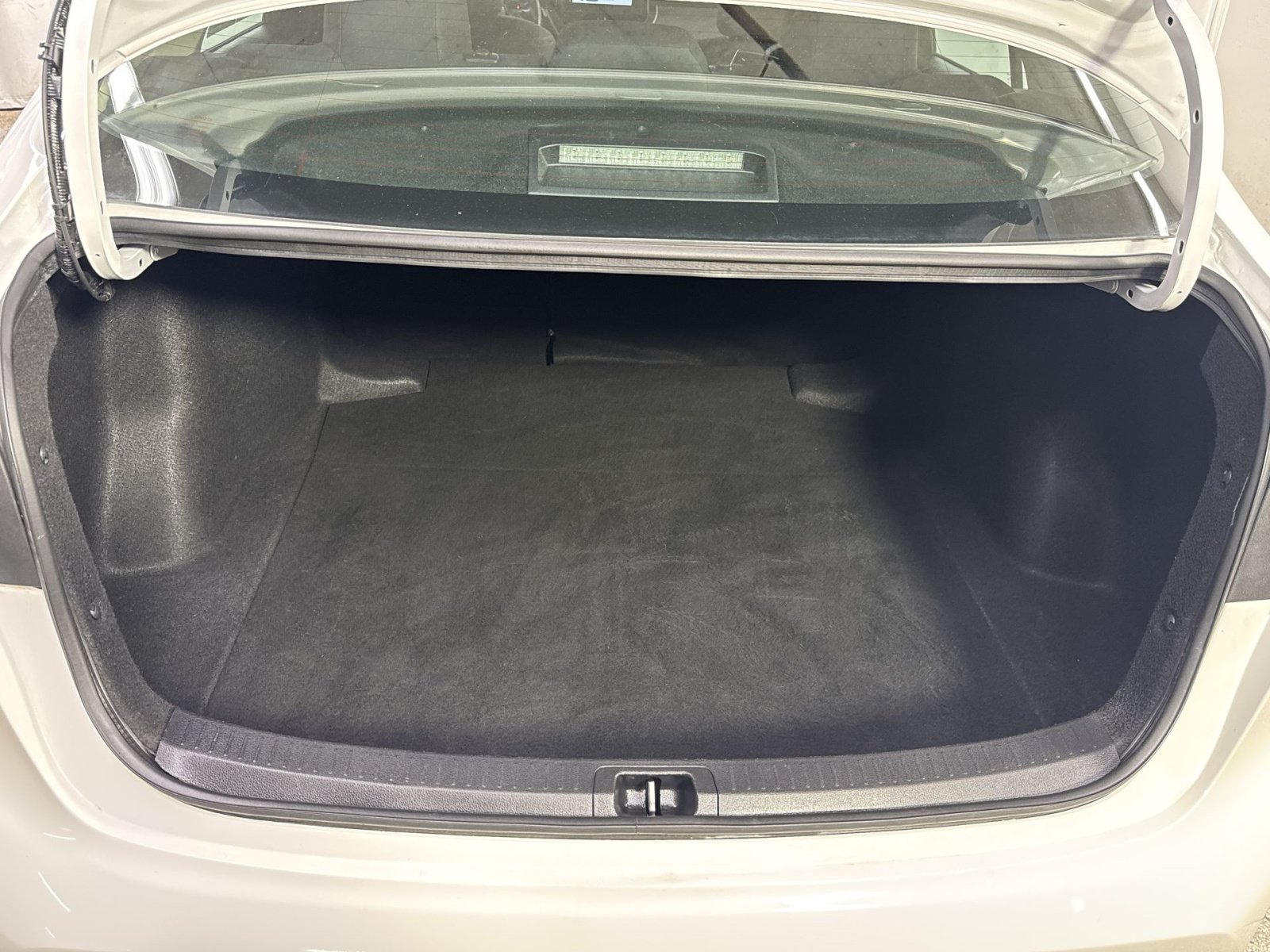 Used 2024 Toyota Corolla LE FWD image 37