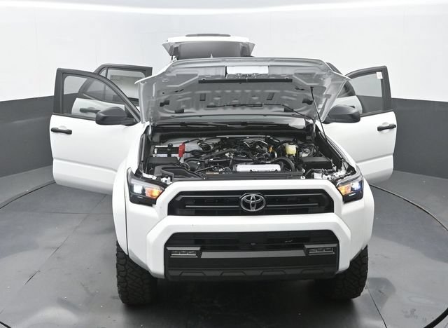 New 2026 Toyota 4Runner SR5 AWD/4WD image 33