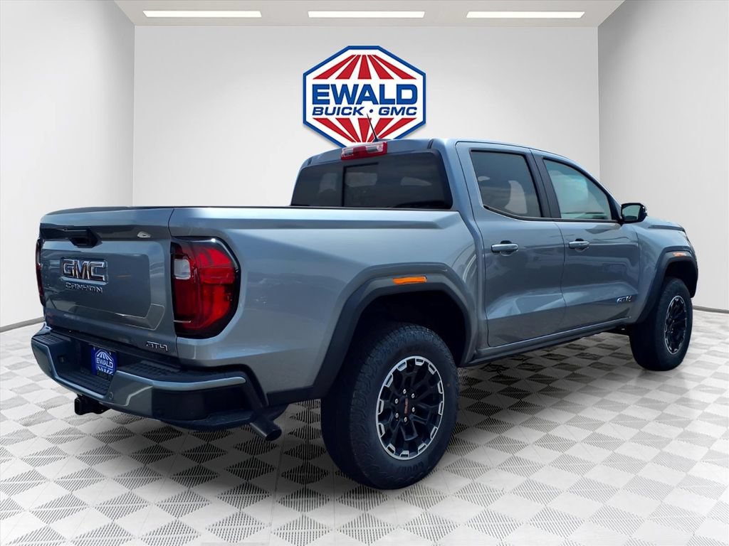 New 2026 GMC Canyon AT4 w/ AT4 Premium Package AWD/4WD image 8