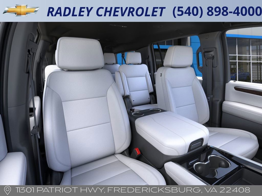 New 2025 Chevrolet Suburban Premier image 16