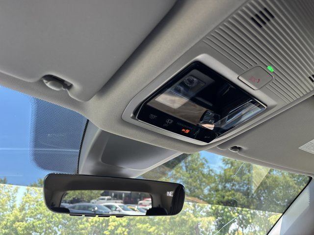 Used 2024 Volkswagen Atlas SE FWD image 44