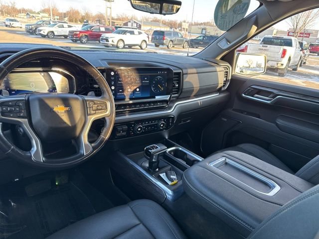 Used 2022 Chevrolet Silverado 1500 LTZ w/ LTZ Premium Package image 8